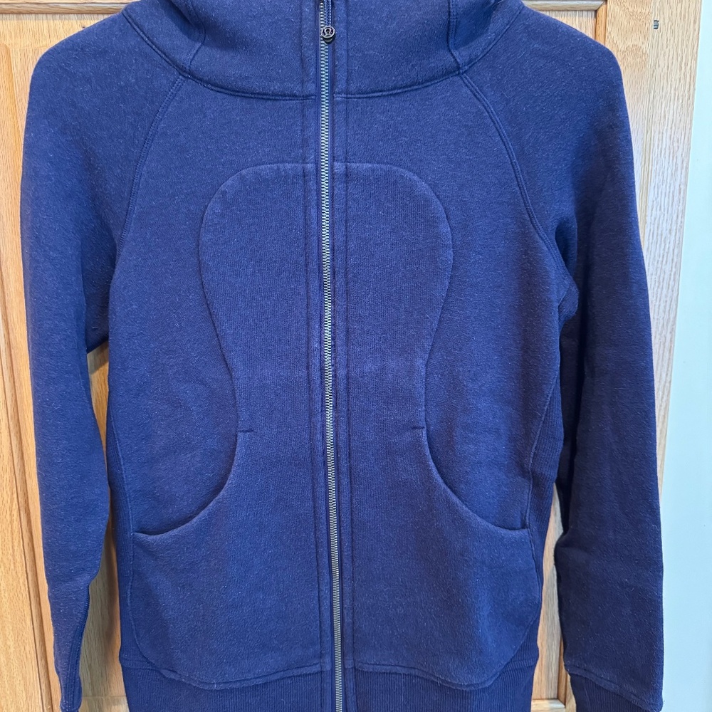 Lululemon Scuba Full-Zip Hoodie in Pigment Blue Size 4